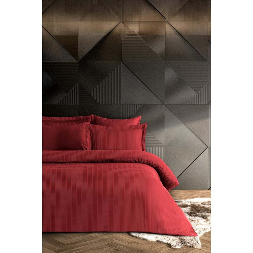 Pierre Cardin Çizgili Saten Nevresim Takımı Çift Kişilik Voyage Redberry